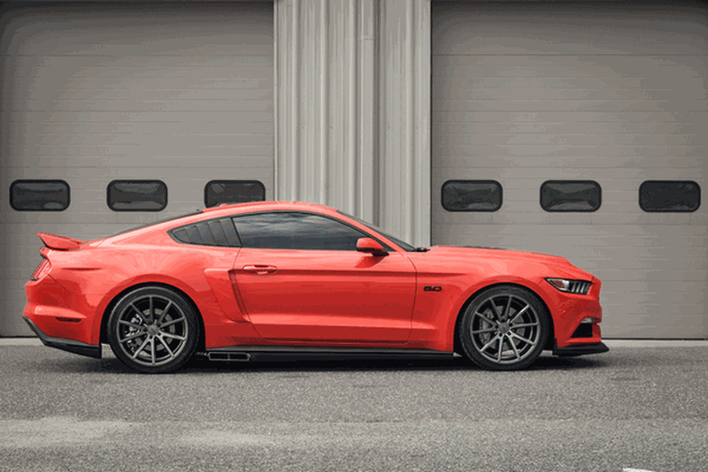 CERVINIS QUARTER WINDOW LOUVERS (2015-2021 MUSTANG)