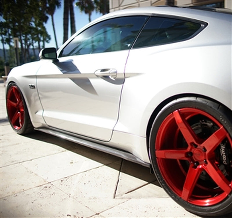 ROCKER PANELS CARBON FIBER (2015+ MUSTANG)